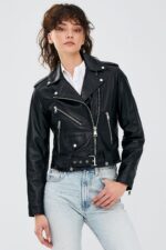 Newage Xhaketë Lëkure e Zezë Slim Fit Biker për Femra - Image 5