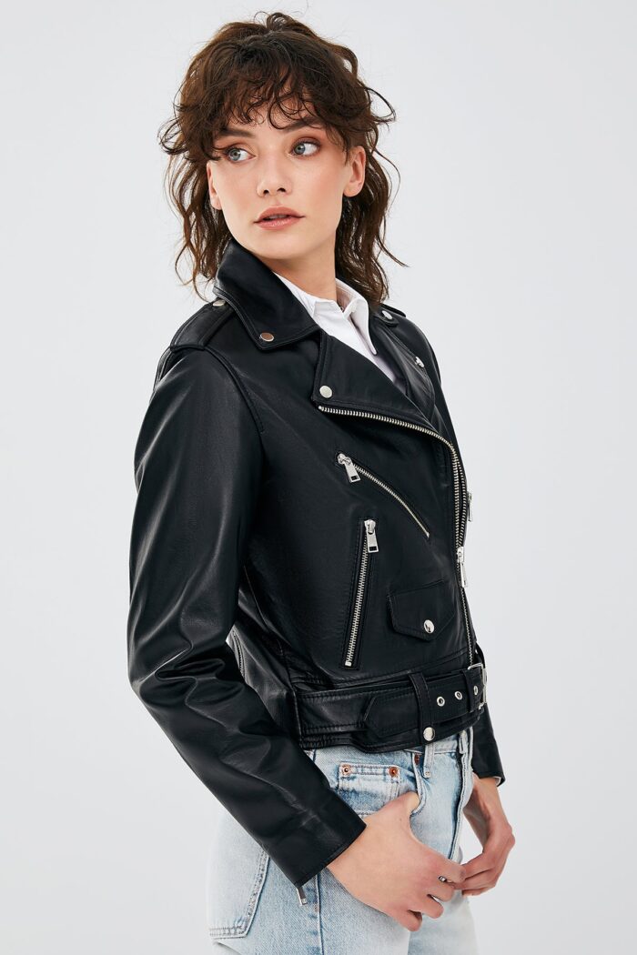 Newage Xhaketë Lëkure e Zezë Slim Fit Biker për Femra - Image 7