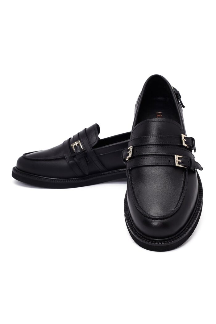 Loafer Lëkure e Zezë me Kopsë Maskulin për Femra - Image 12