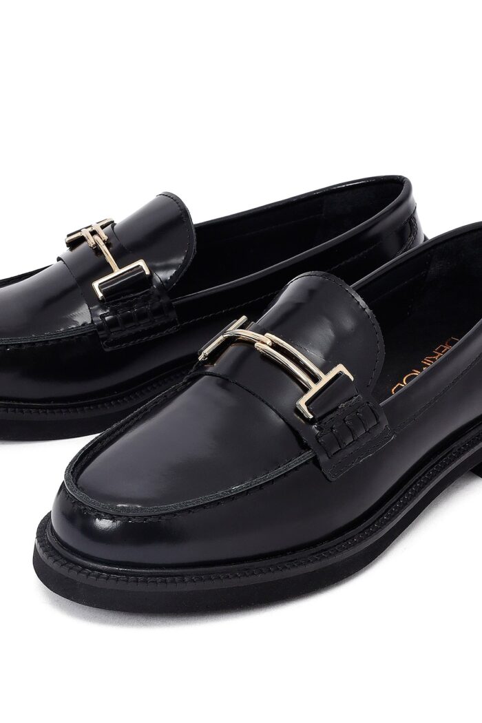 Loafer Lëkure e Zezë me Kopsë Maskulin për Femra - Image 12
