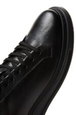 Sneaker Lëkure e Zezë me Lidhëse për Burra - Image 8