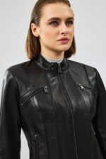 Linda Xhaketë Lëkure e Zezë e Shkurtër për Femra - Image 7