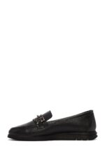 Loafer Lëkure e Zezë me Kopsë Comfort për Femra - Image 2