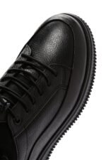 Sneaker Lëkure e Zezë me Lidhëse për Burra - Image 9