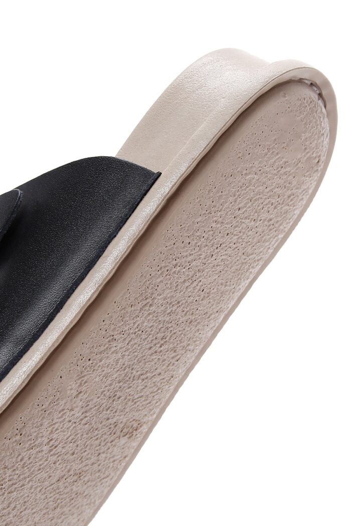 Pantofla Lëkure e Zezë Dyfishe me Kopsë Comfort për Femra - Image 8