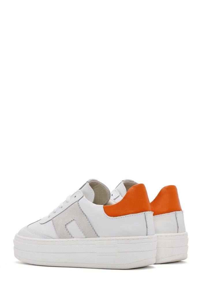 Sneaker Lëkure e Bardhë me Lidhëse e Trashë me Tabane për Femra - Image 6