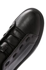 Sneaker Lëkure e Zezë me Lidhëse për Burra - Image 30